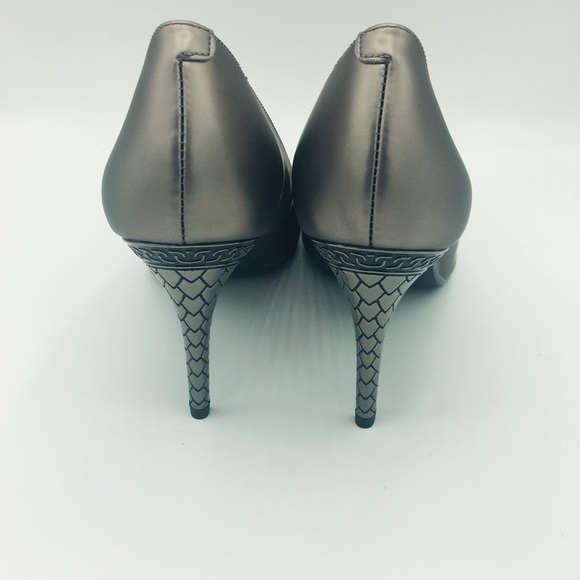 FINAL PRICE DROP! 5/21/23 J. Renee . Open toe Pump - Picture 4 of 4